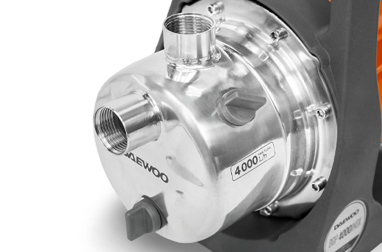 Прочный корпус из нержавеющей стали не боится резких изменений температуры, влажности и длительного контакта с водой, надежно защищает насос от повреждений и продлевает срок его службы.